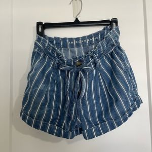 American Eagle Blue & White Shorts